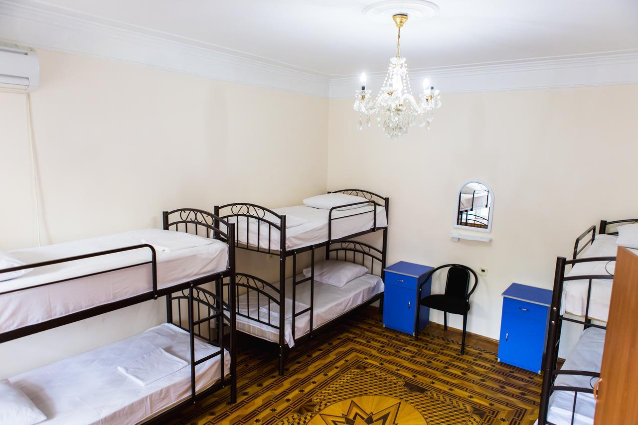 White City Hostel Баку Екстер'єр фото